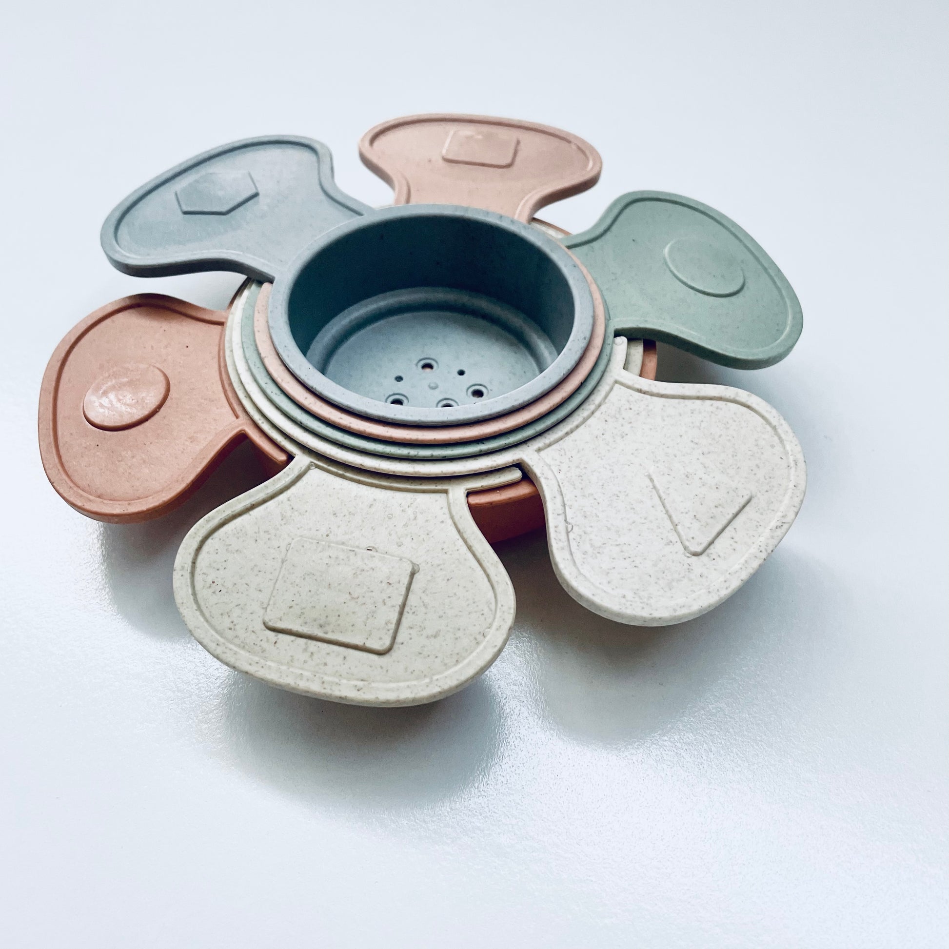 Wheat Grass Stacking Cups image 1