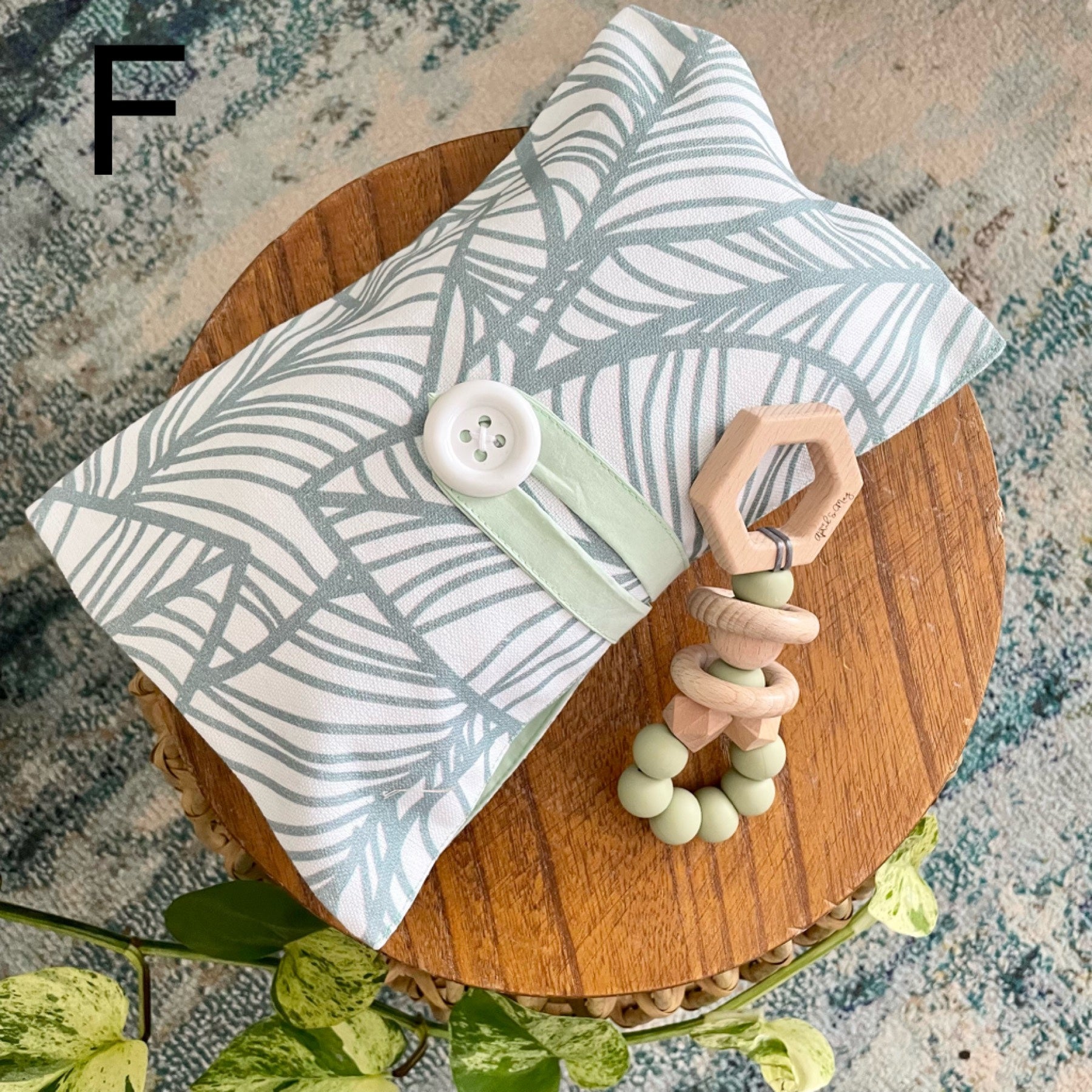 Nappy Wallet - F image