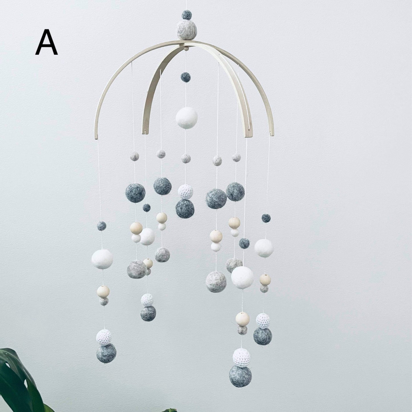 Deluxe Baby Mobile image 1